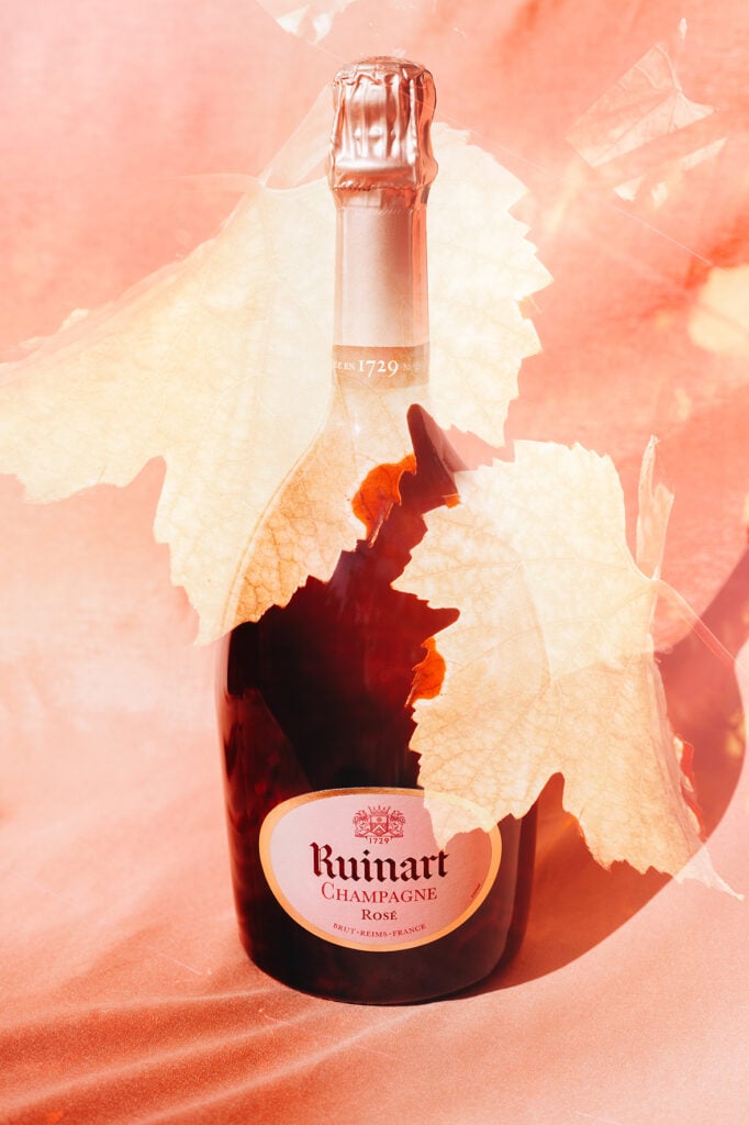 Ruinart Rosé sous l'oeil de la photographe Elsa Leydier - Champmarket