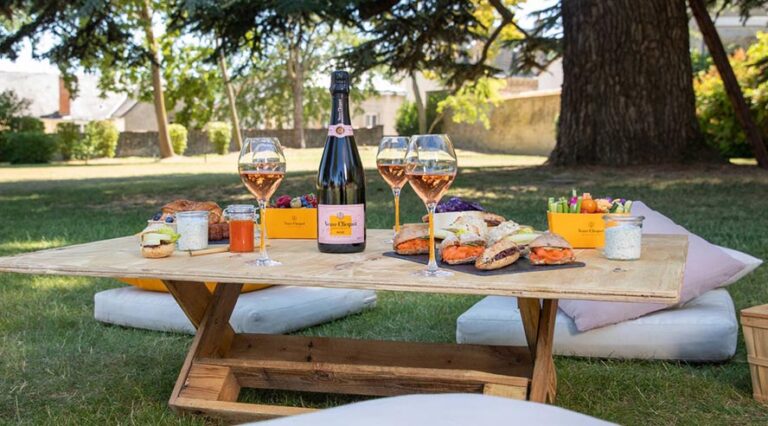 Veuve Clicquot vous invite à déjeuner sur l’herbe au Manoir de Verzy - Champmarket