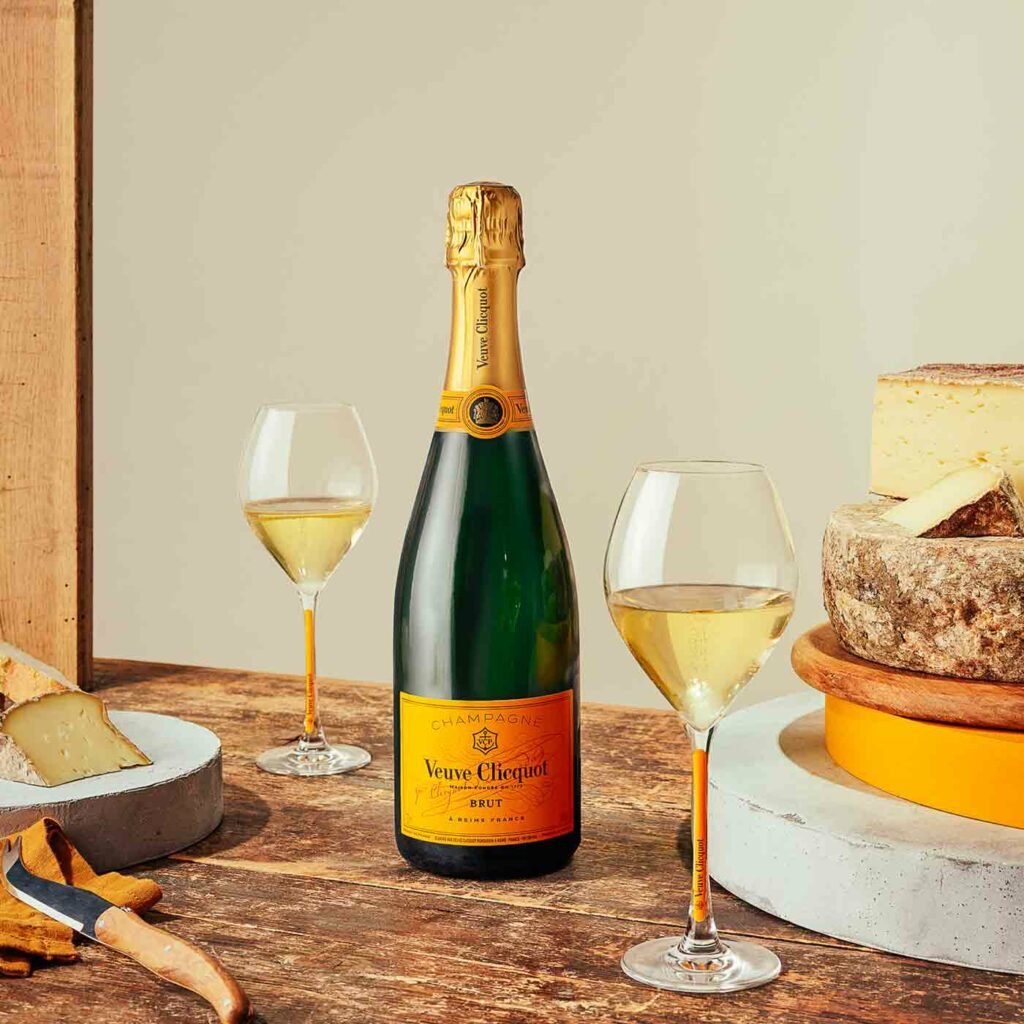 Champagne Veuve Clicquot Brut Carte Jaune - Champmarket