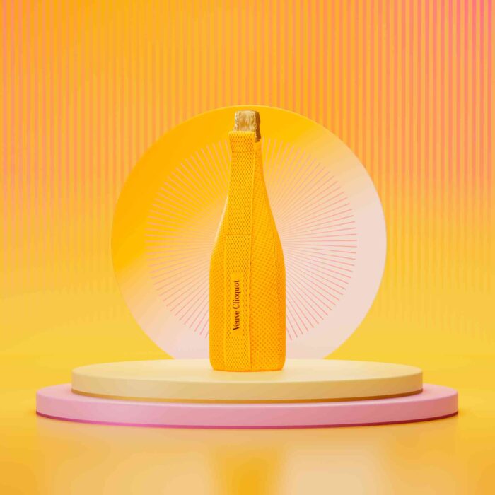 Champagne Veuve Clicquot ICONS Ice Jacket Brut Carte Jaune Bottiglia - Champmarket