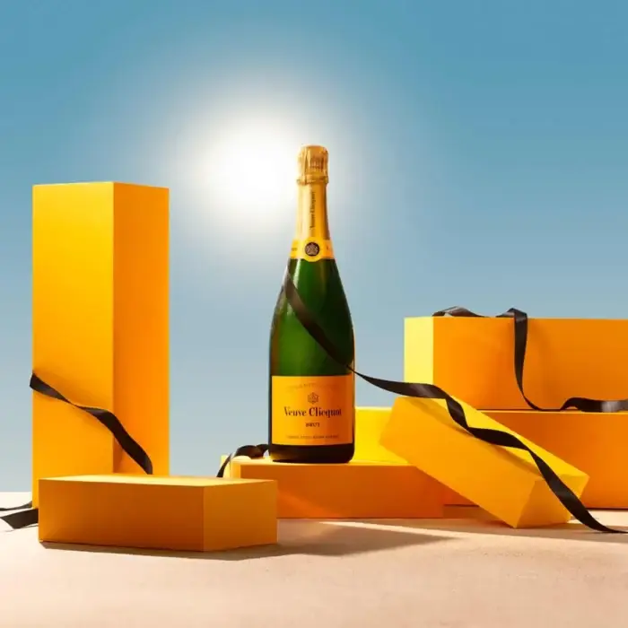 Champagne Veuve Clicquot Brut Carte Jaune - Champmarket