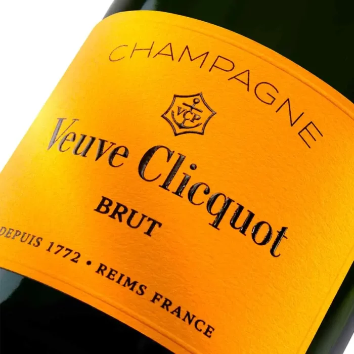 Champagne Veuve Clicquot Brut Carte Jaune - Champmarket