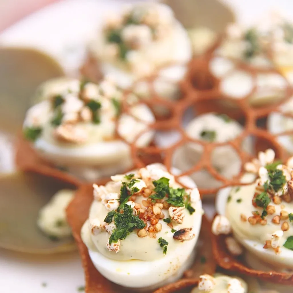 Charles Heidsieck organise le premier championnat de l'oeuf mayonnaise en Champagne - Champmarket